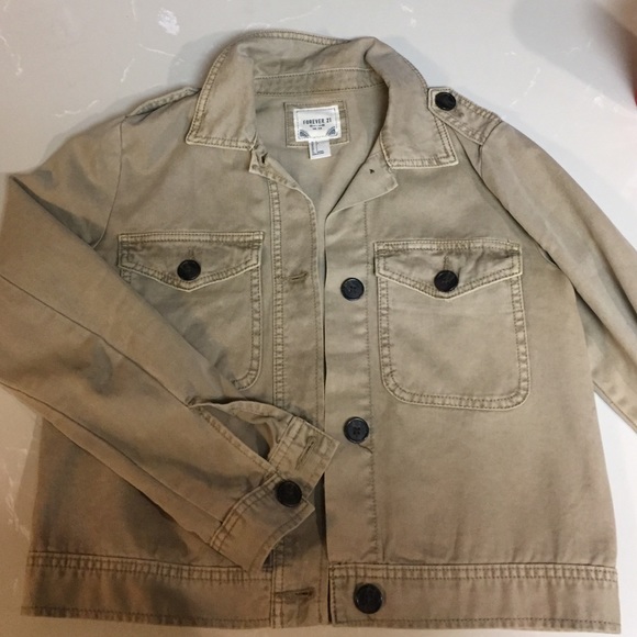 🚫 SOLD 🚫 LIKE NEW! Forever 21 Lightweight Jacket
