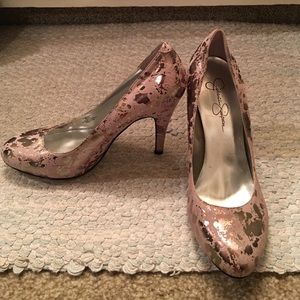 Jessica Simpson heels