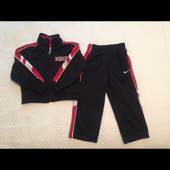 2T Nike warm ups - EUC