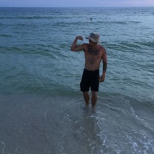 Meet your Posher, Charles