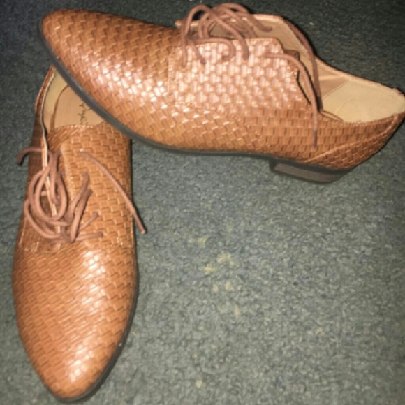 New casual flats