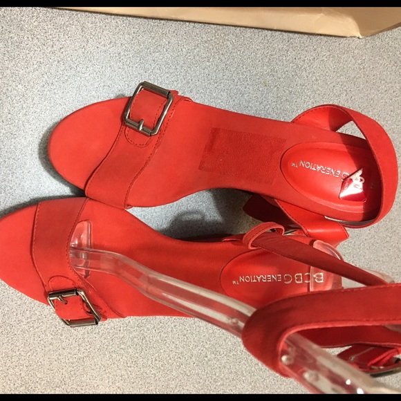 Shoes - Picture 4 of 4