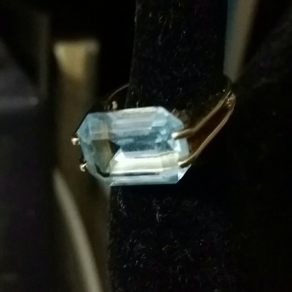 Ring - Picture 2 of 3