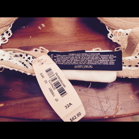 VS Bombshell💎 - Picture 3 of 3