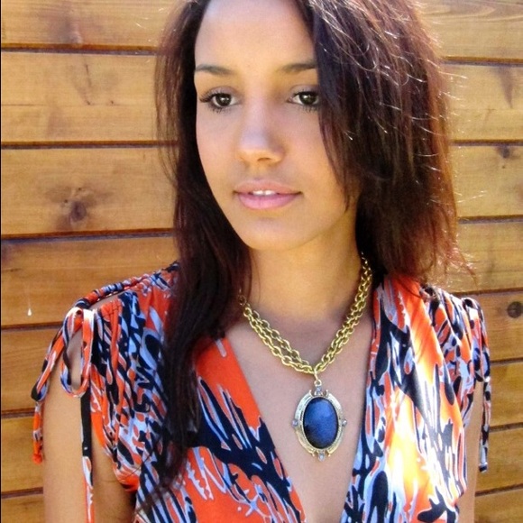 Oval Semi-precious Choker Necklace
