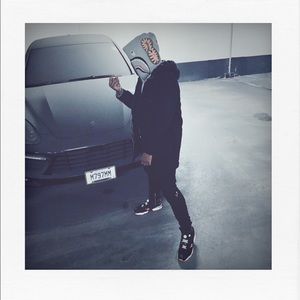 Meet your Posher, Jay