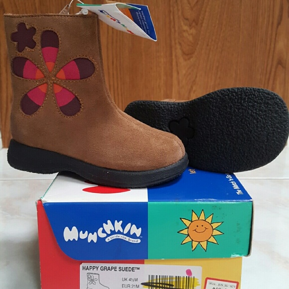 🛇 SOLD !!!  Munchkin toddler girl boots.