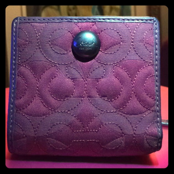 Coach maroon wallet