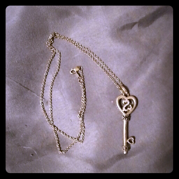 Kay jewlers Open heart key necklace