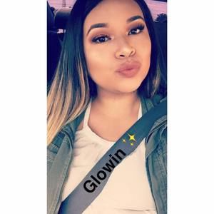 Meet your Posher, Gabriela