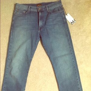 Mother Denim Vagabond crops size 27