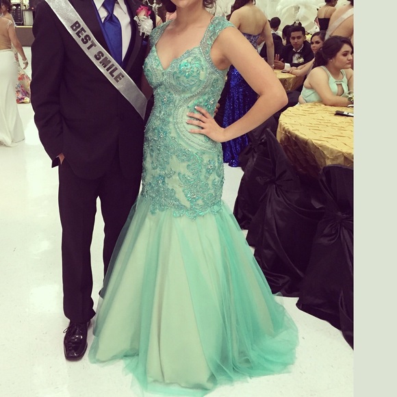 Prom dress/Evening gown