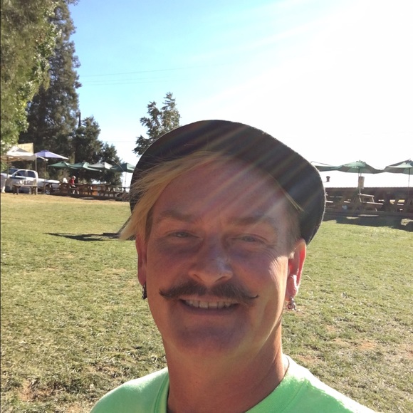 Meet your Posher, Brian - Picture 1 of 1