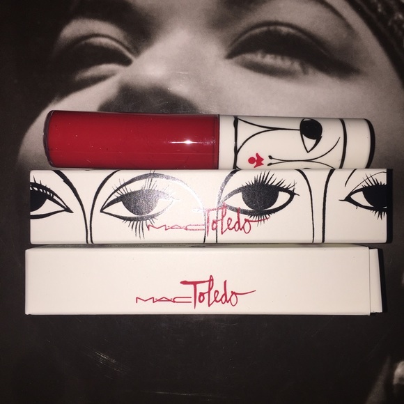MAC Lipglass in Tenor Voice - Picture 1 of 2
