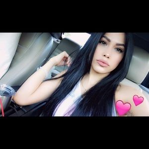 Meet your Posher, Alys