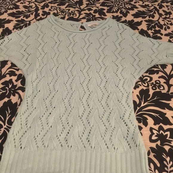 Sweater - Picture 1 of 3