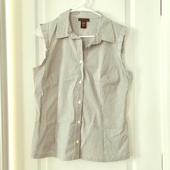 Button down blouse sleeveless.