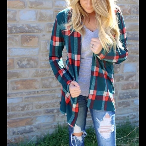 LAST ONE 🌟 plaid elbow patch cardigan
