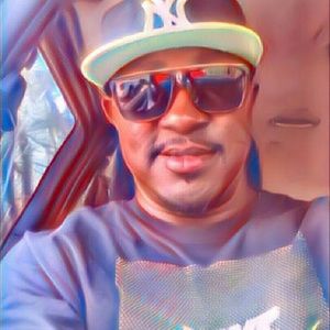 Meet your Posher, Larry