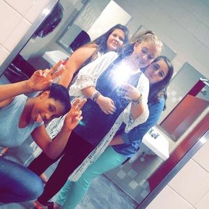 Meet your Posher, Cary