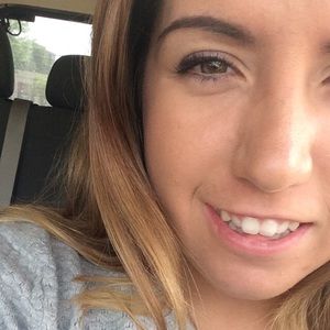 Meet your Posher, Nikki