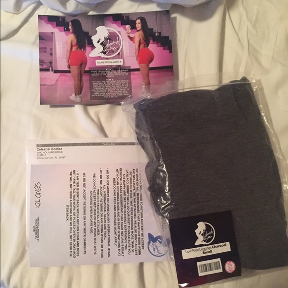 Celestial bodiez booty scrunch leggings NWT - Picture 4 of 4