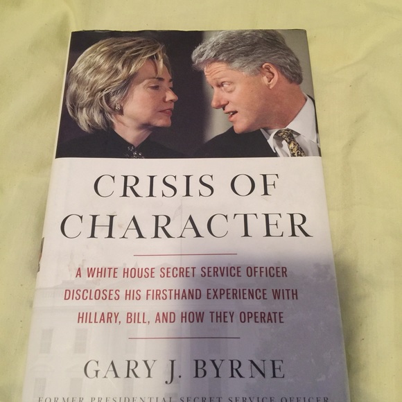 Crisis of Character hard cover book re Clintons - Picture 1 of 4