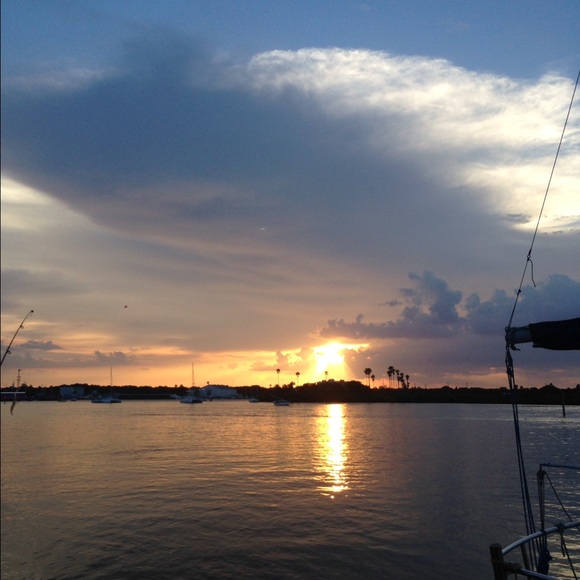 Meet your Posher, Dawn