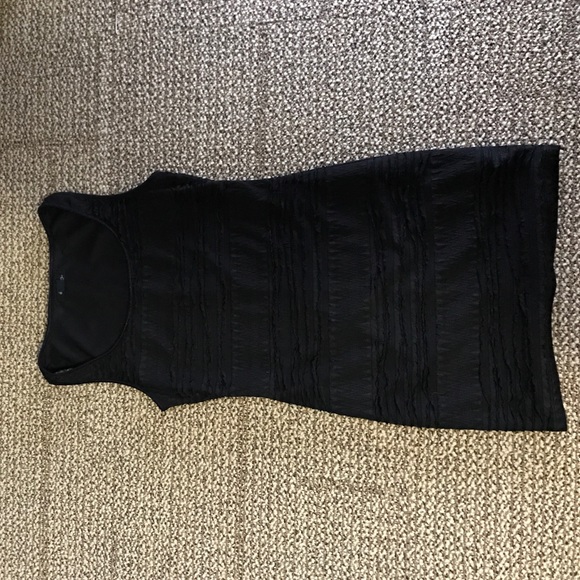 Small black dress - Picture 1 of 3