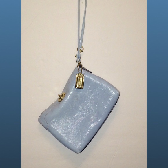 Authentic Coach Turnlock Wristlet/Wallet