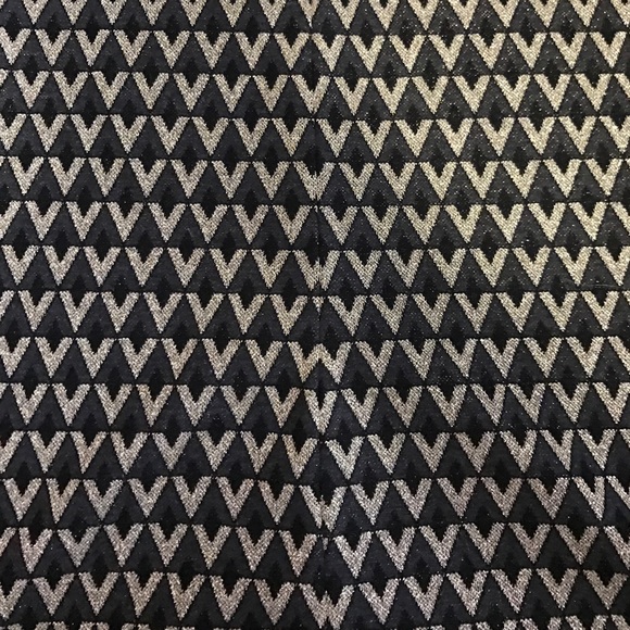 Black & gold dress - Picture 3 of 3