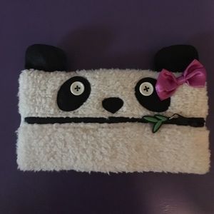 💞Adorable fuzzy Panda change purse/wallet🎀