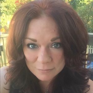 Meet your Posher, Yvonne