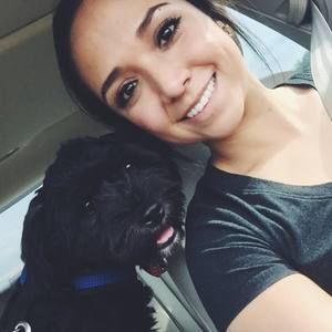 Meet your Posher, Esmeralda