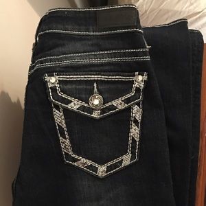 Daytrip by Buckle Size 30L