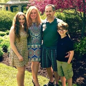 Meet your Posher, Carrie