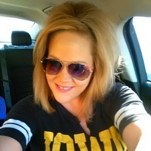 Meet your Posher, Kimberly