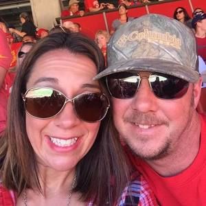 Meet your Posher, Hillary