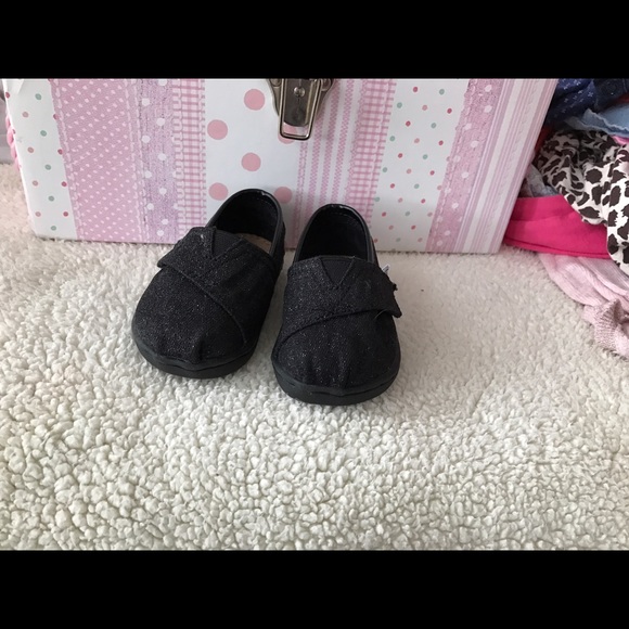 Black baby Toms