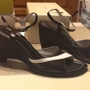 Black and white Enzo Angiolini dress sandal
