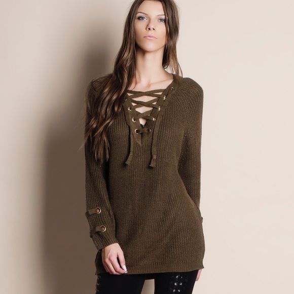 1HRSALE Lace Up Chunky Sweater - Picture 2 of 4