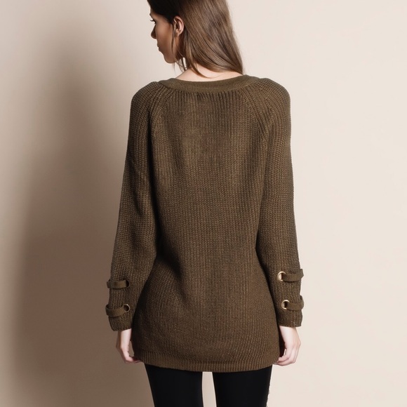 1HRSALE Lace Up Chunky Sweater - Picture 4 of 4