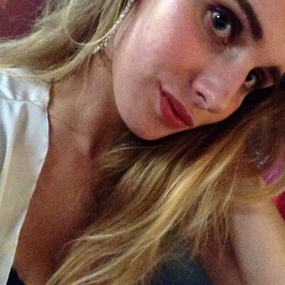 Meet your Posher, Rae