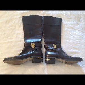 MK Hamilton boots in dark brown