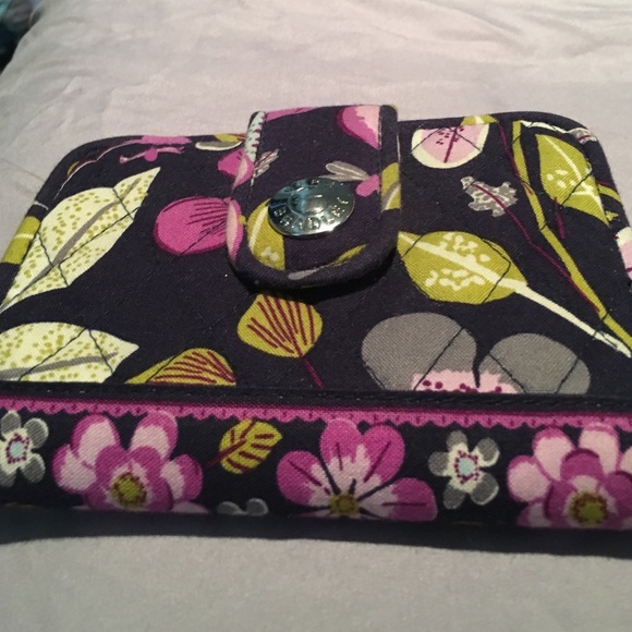 Vera Bradley wallet.  New without tags!