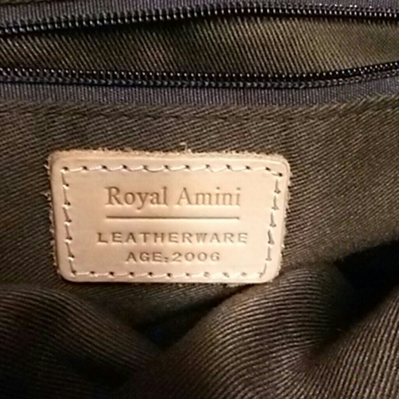 Purse - Picture 3 of 4