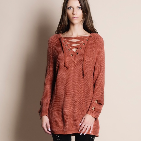Lace Up Chunky Sweater Top - Picture 2 of 4