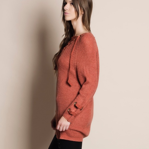 Lace Up Chunky Sweater Top - Picture 3 of 4