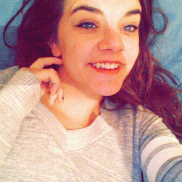 Meet your Posher, Cierra - Picture 1 of 1