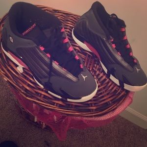 Jordan retro 14s